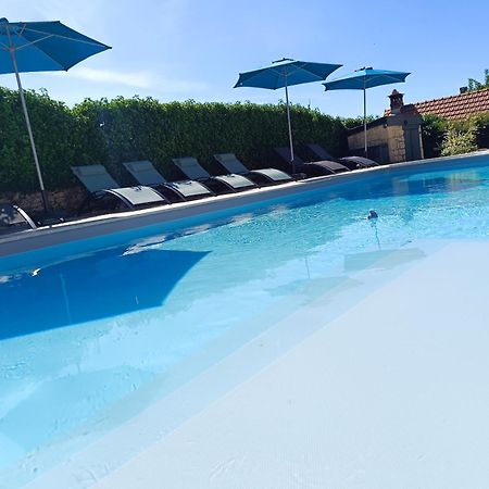 Le Clos de la Musardise - Gîtes de Charme avec Piscine Chauffée Salignac Eyvigues Extérieur photo